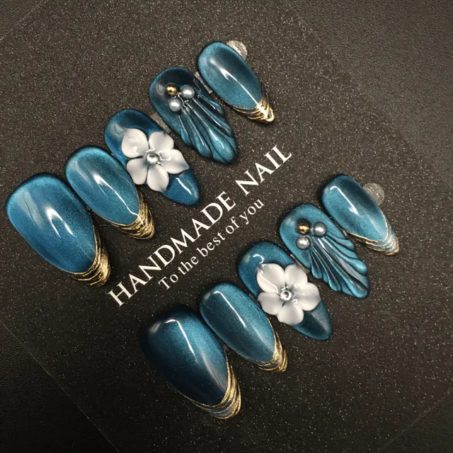 Capsules bleues : comparer le contenu du lot